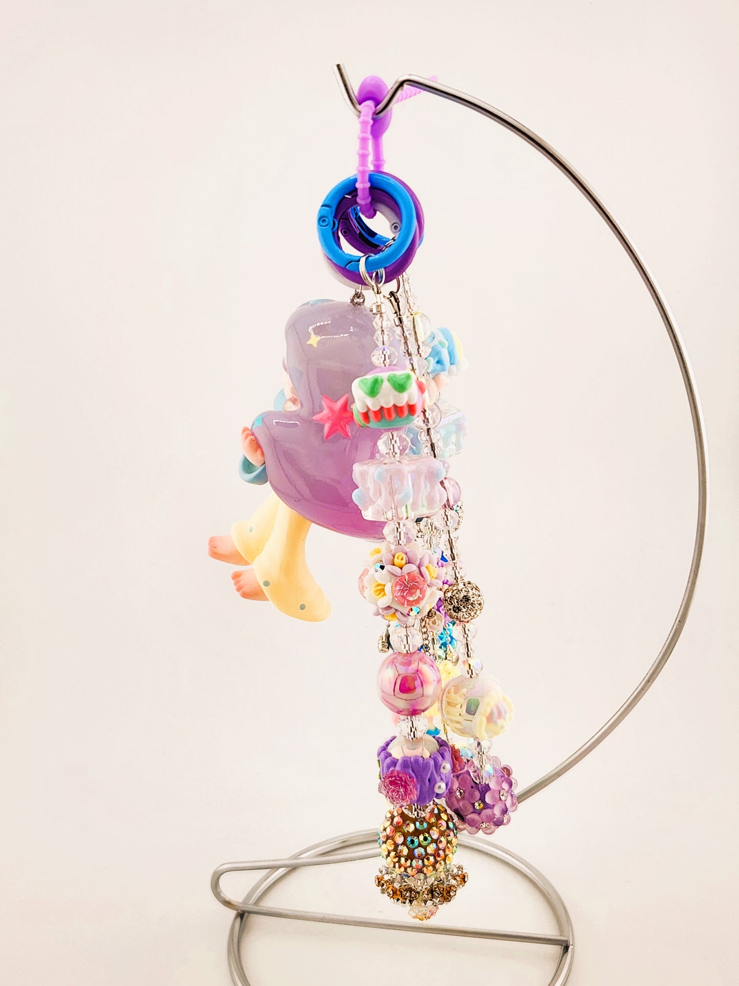Azura Premium Chain w/ Figurine